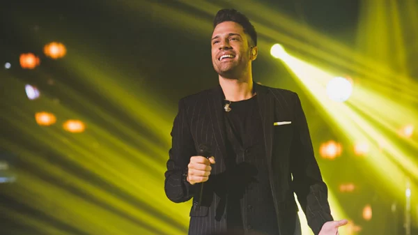 Ο Κωνσταντίνος Αργυρός επιστρέφει στην παραλιακή